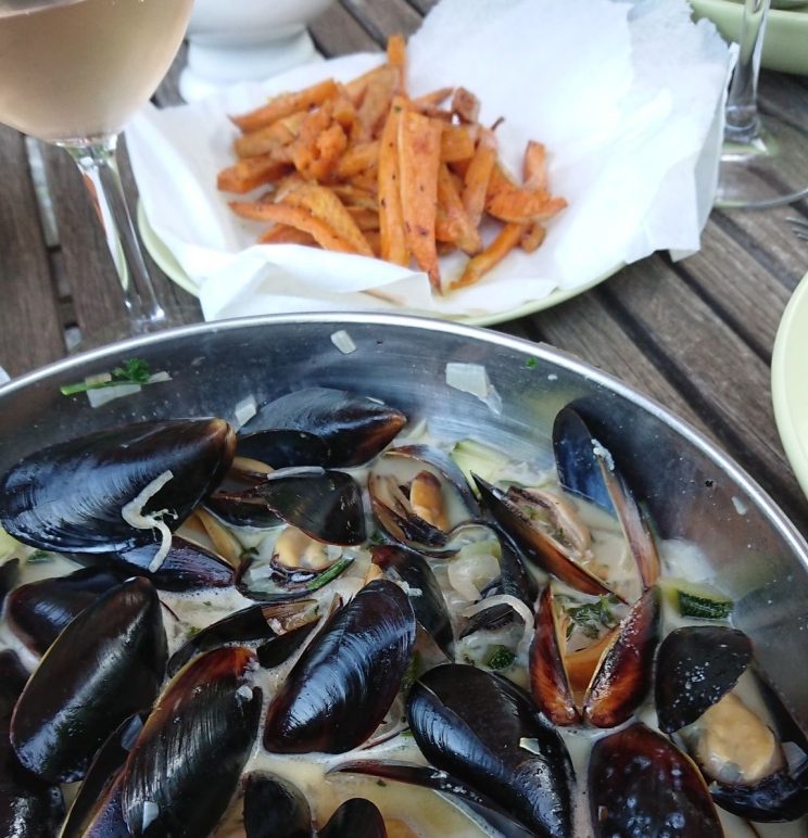 Bohuslän mussels fries creamy flavor