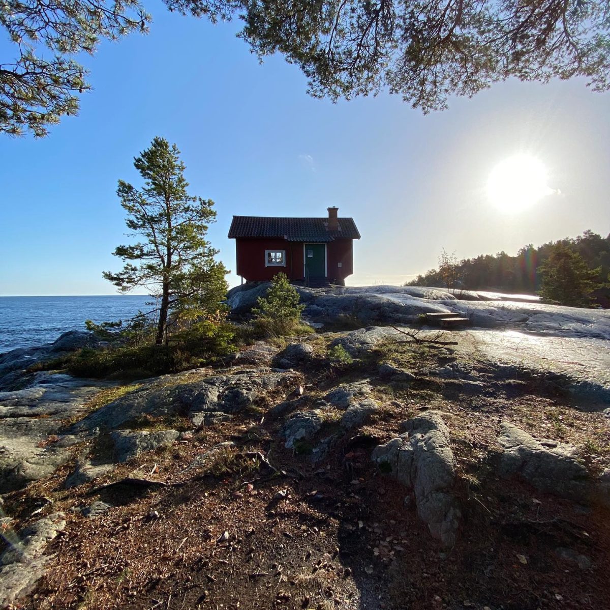 archipelago sweden north east coast high cabin cottage rock