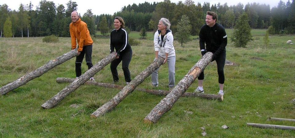 most popular outdoor games lifting log